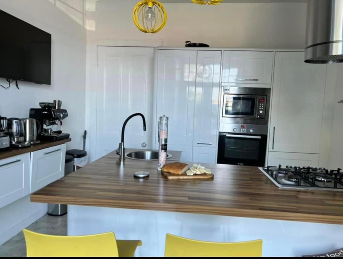 No 9 Retreat Apartman Prestwick Kültér fotó